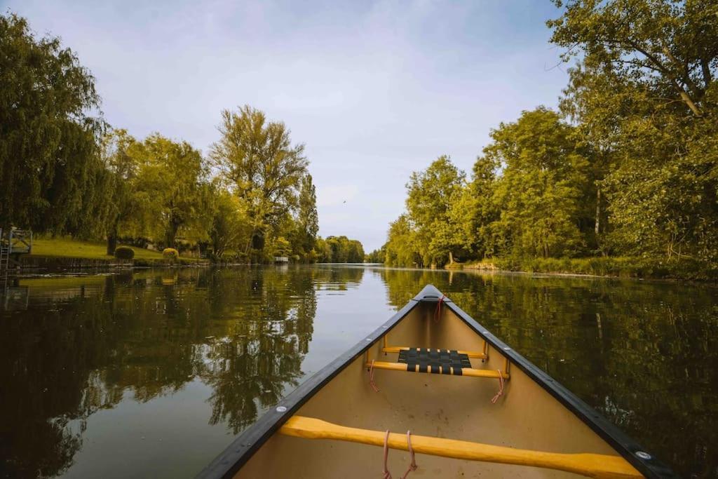 Le Chalet Du Bout Du Monde, En Bord De Riviere ! Grez-sur-Loing Luaran gambar